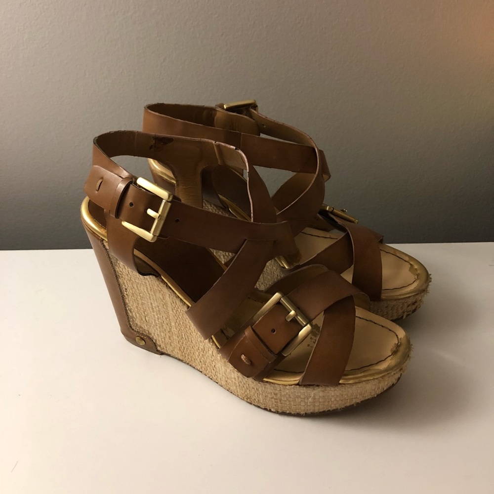 Brown wedges